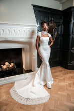 Load image into Gallery viewer, The Valeria Sirena