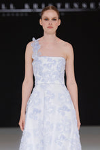 Load image into Gallery viewer, BBFW Look 14
